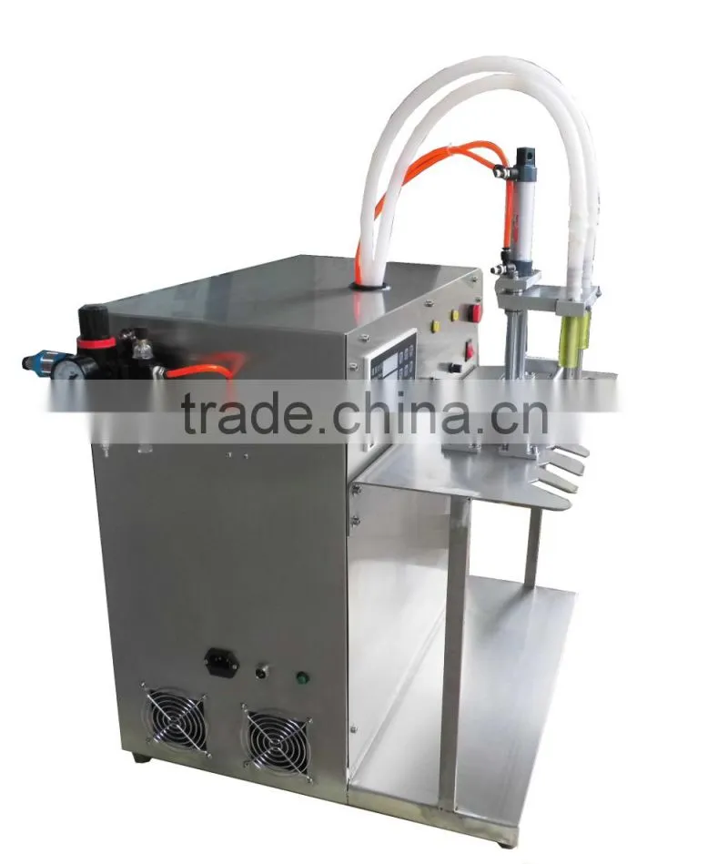Electric Digital Control 6L Flow Rate 3 Nozzles Spout Bag Filling Machine For Spice Water