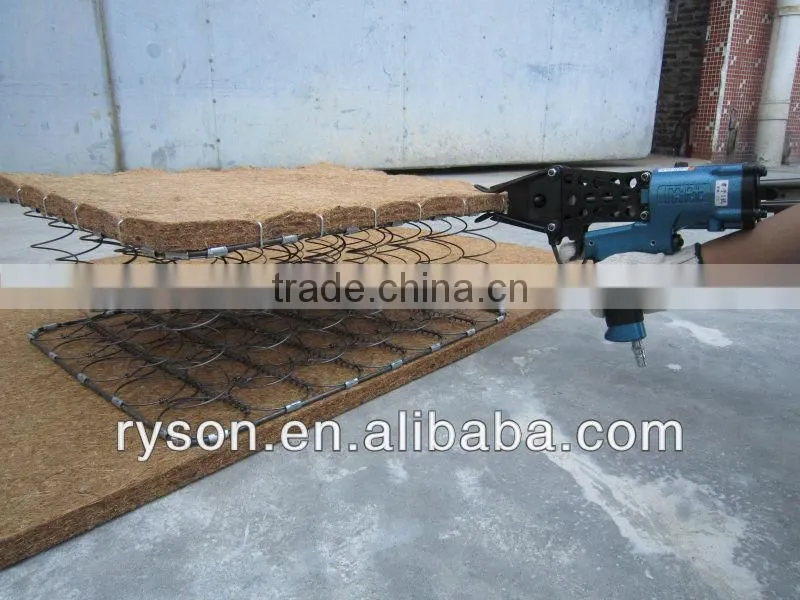Professional Produce Mattress Staples and Clips