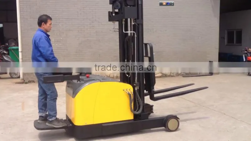 China Top1 Brand 1500KG Heli electric reach stacker
