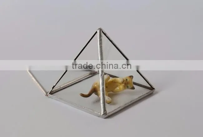 Pyramid shaped glass terrarium for indoor plant holder