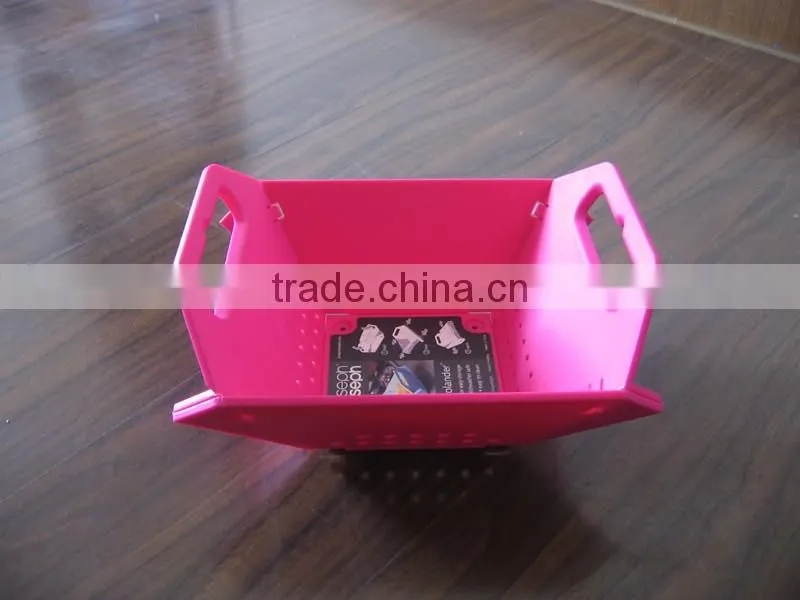 plastic cutting board set over the sink,function chopping board