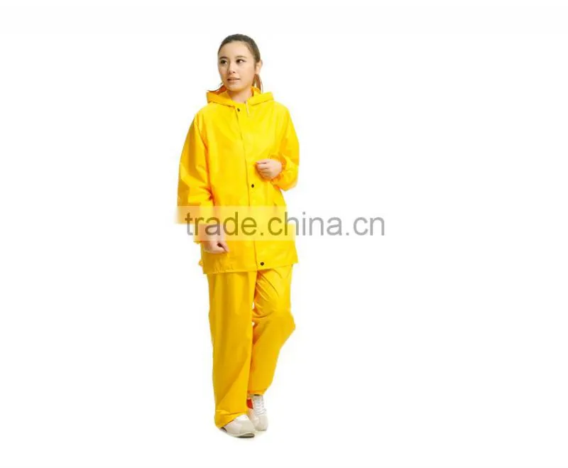 YANLI 100%waterproof,high quality yellow pvc vinyl raincoat