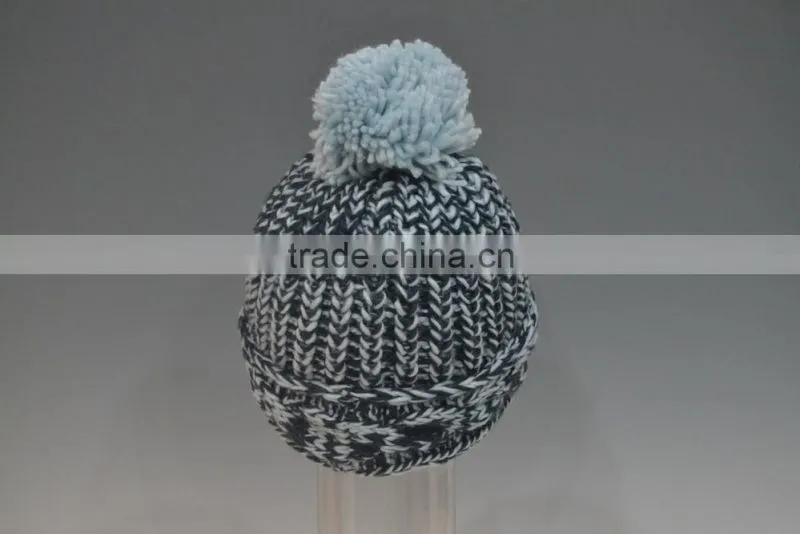 kipa hat stand