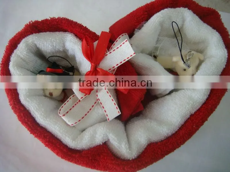 custom luxury heart shape cardboard gift box