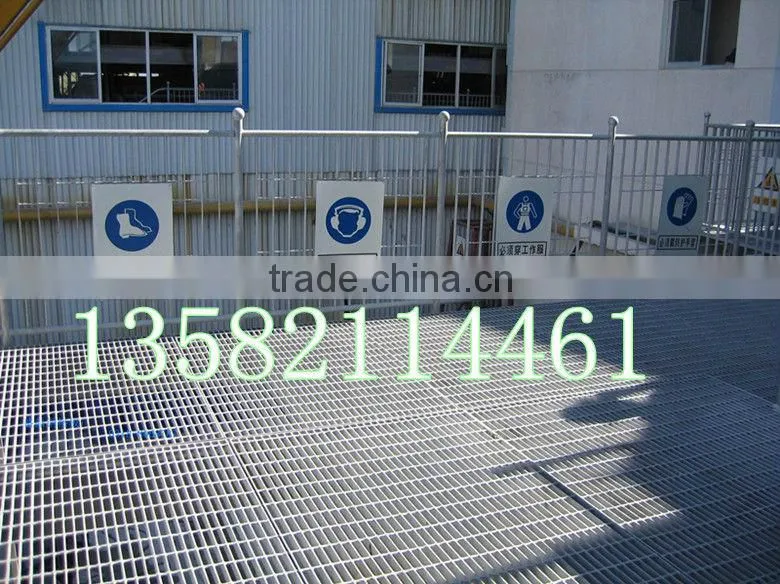 pressure locked steel grating