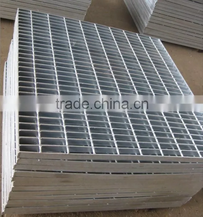 1''x1" 12.5G 17"x100' Rust Resistant Stainless Steel Welded Wire Mesh Rolls
