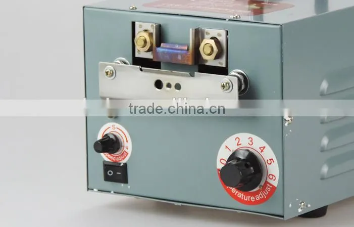 New type Electronic chicken mouth cutting machine/chicken debeaking machine