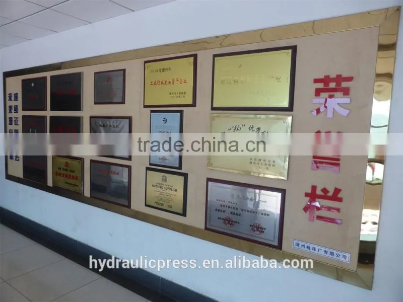 2015 Most Popular Top Quality Glass Bending Machine