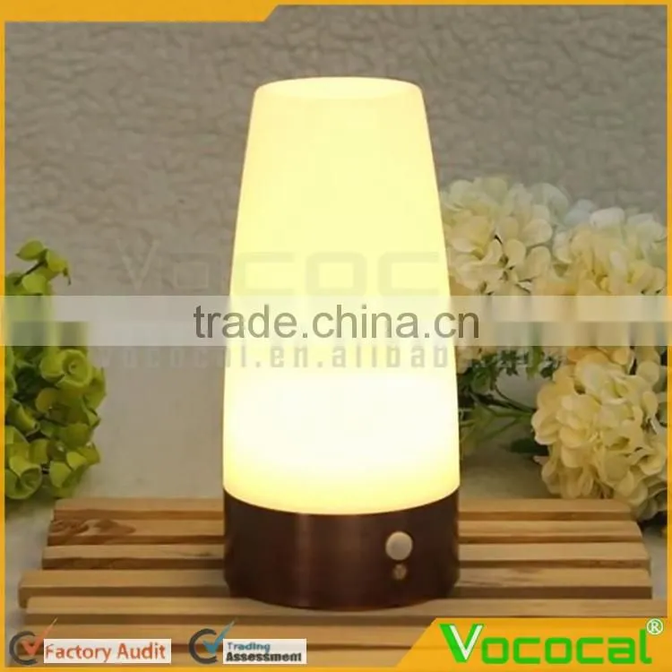 Wireless PIR Motion Sensor LED Night Warm Light Battery Powered Table Lamp