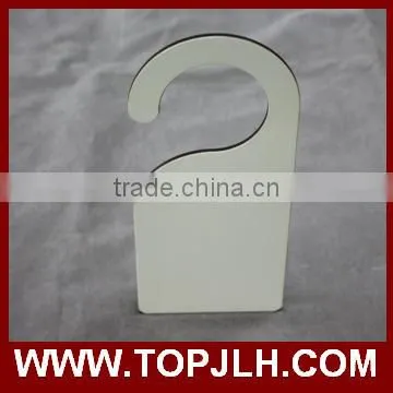 Promotional advertising MDF door tag cheap door hangers