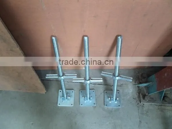 Swivel screw base jack universal jack base for scaffolding