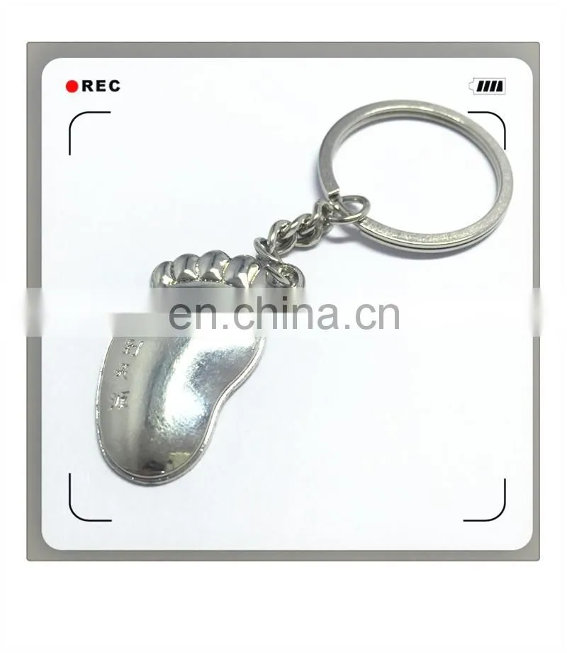 High quality metal couple keychain feet