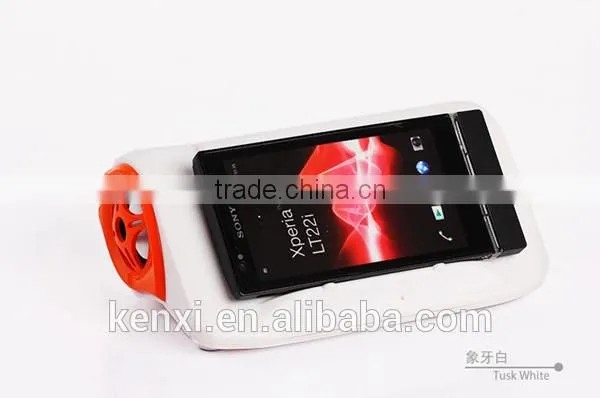 Magic Boost Speaker for iPhone,iPod,Smartphones,No Wire,No Bluetooth