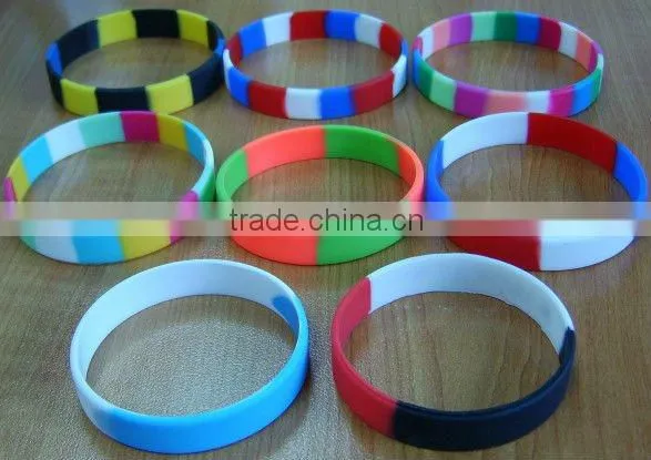 cheap custom silicon charm bracelet 2014