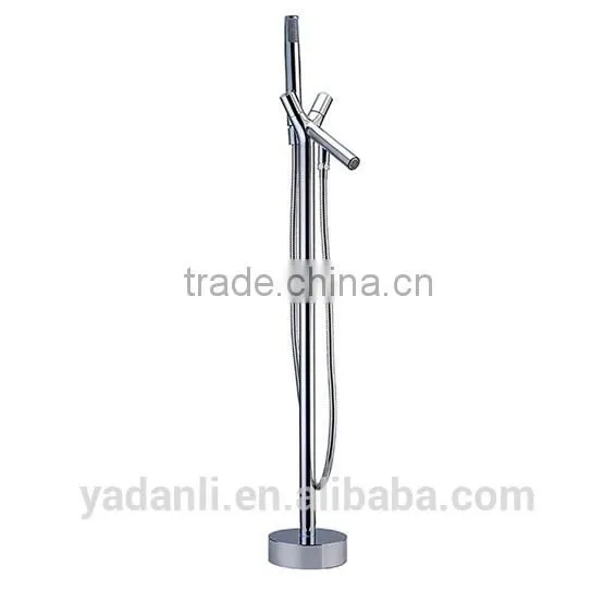 Polished chrome surface treatment contemporary style brass bath filler freestanding bathtub faucet
