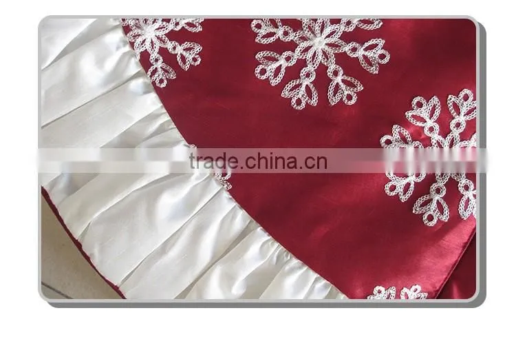 52 inch most popular snowflake handmade velvet Christmas tree skirt