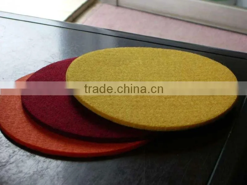 leaves pattern felt cup mat