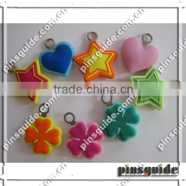 Wholesale Personalised Design 2D Mini PVC Coach Keychains For Fashion Girl