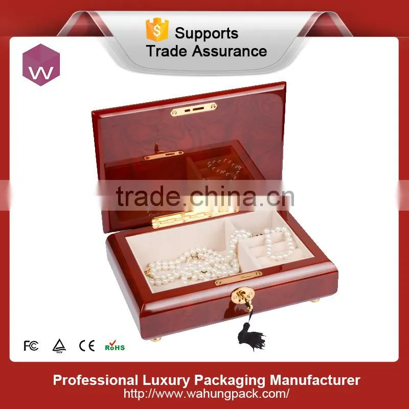 Wood lacquer cufflink gift box with clear window