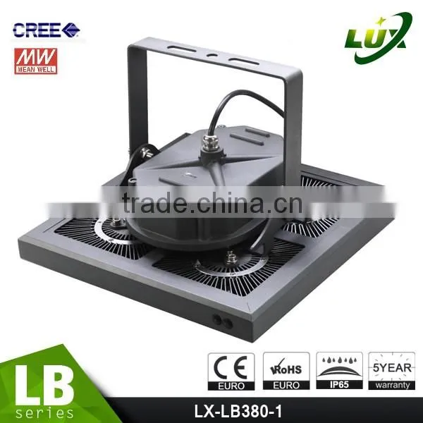 Golden supplier 5 years high lumen ip65 tennis court 240 watt led flood light