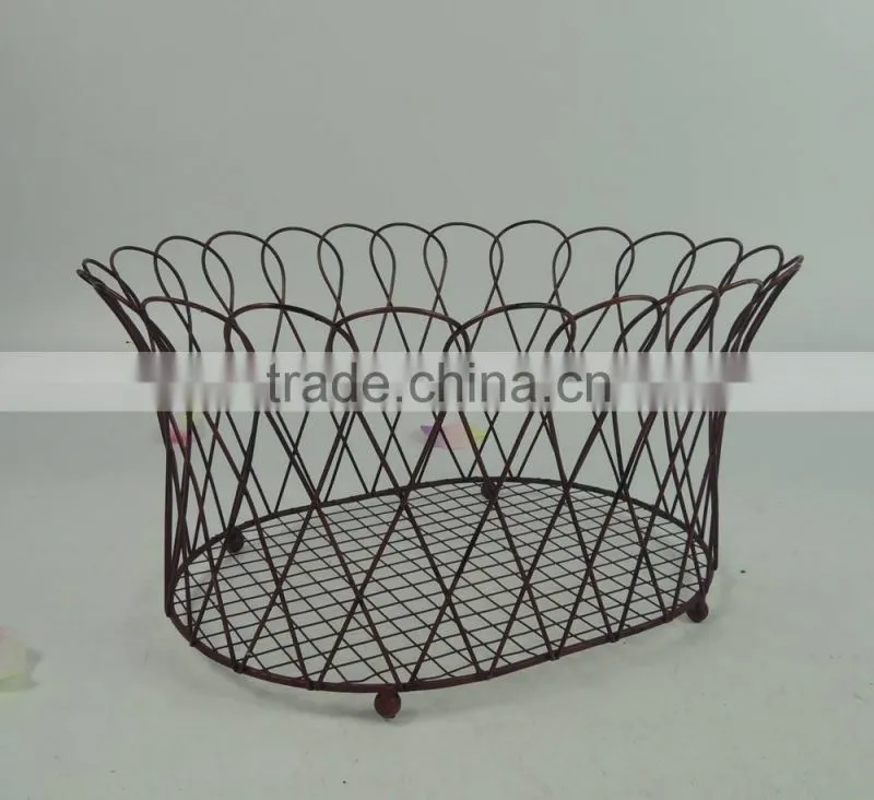 Decorative vintage stackable wire basket