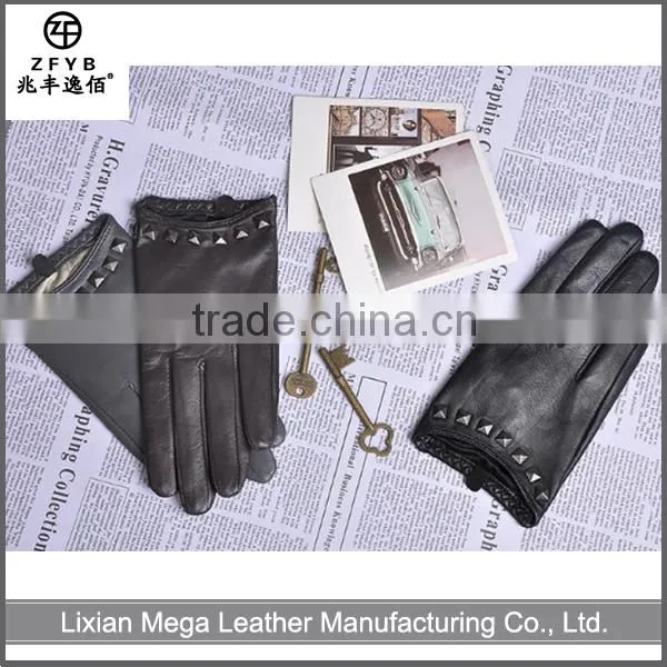 China Supplier High Quality Strong Driving Sheep Short Leather Gloves with stups