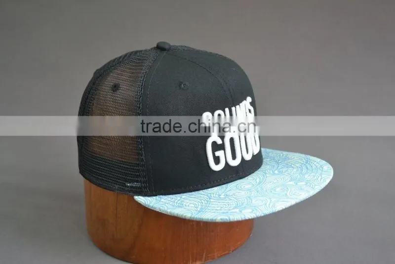 Custom mesh fabric 6-panel cap with embroidery logo