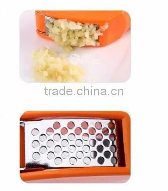 cy286 ABS +Stainless Steel Handled Easily clean Garlic Press