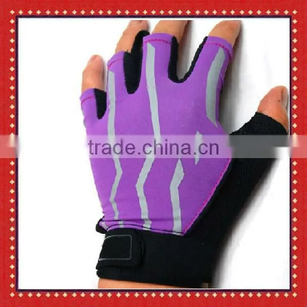 Gym weight lifting gloves