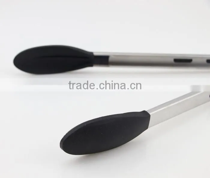 Ergonomic Multi-Purpose Silicone Food Tongs