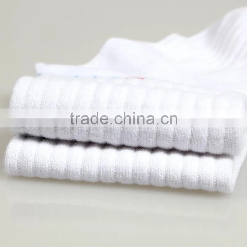 Classical designs spandex and cotton sports socks