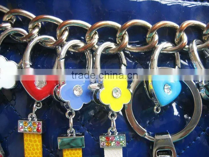 Rhinestone flower lobster buckle