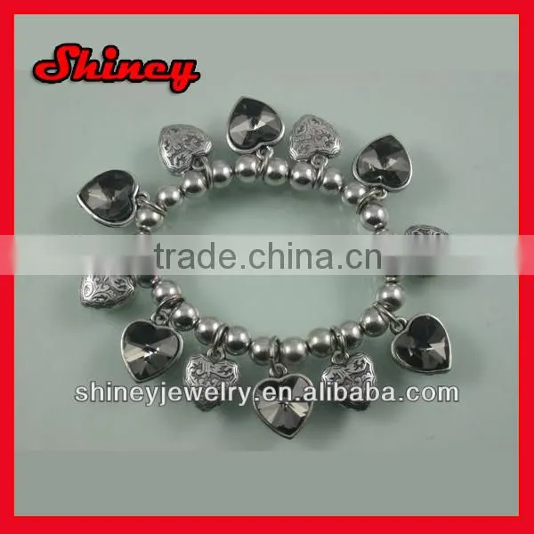 yiwu fashion bracelet with heart,charm bracelet