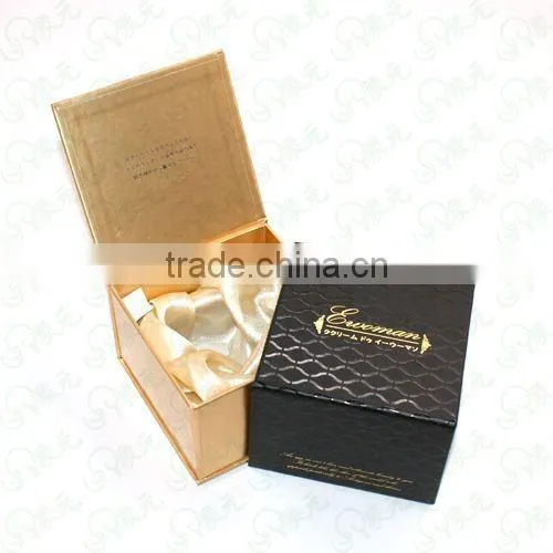 Customized gold paper packaging box