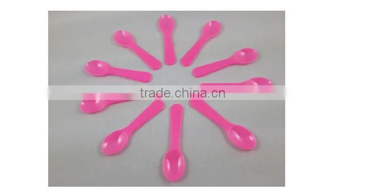 China wholesale cheap price any color plastic kid spoon