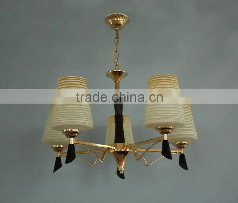 3 and 5 lampholder Chandelier for living room from China supplier