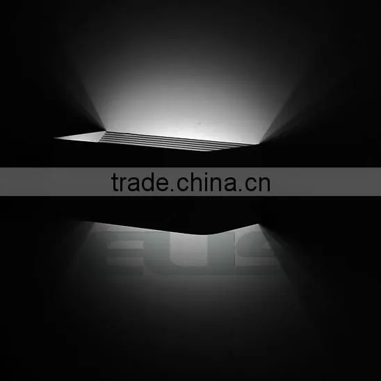 Alibaba express hot 6W LED Wall Light Lamp Warm White AC 100-240V Modern Bedroom