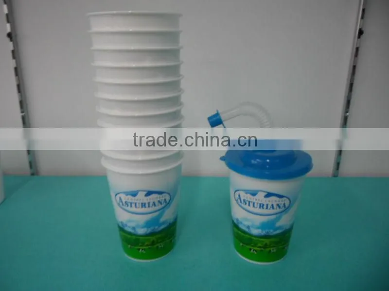 10oz Plastic milk shake cup