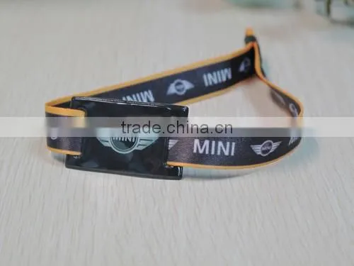 Factory Price RFID Fabric Wristbands for Events, HF NFC RFID Fabric Woven Wristbands in China
