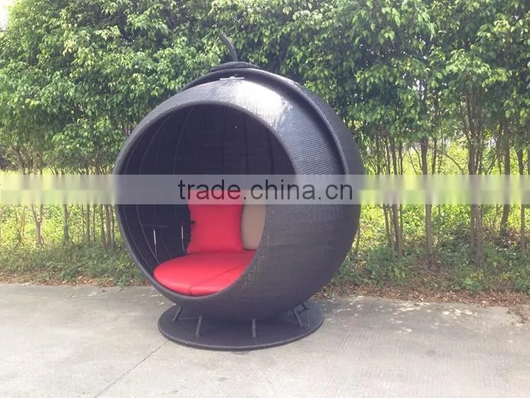 Special Design Rattan Furniture Rotatable Black Apple Sunbed
