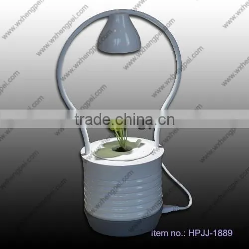 Mini hydroponic smart garden