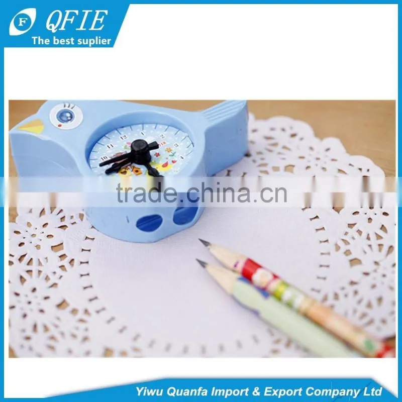 Hot selling promotional kid's gift plastic lovely animal pencil sharpener wth double hole