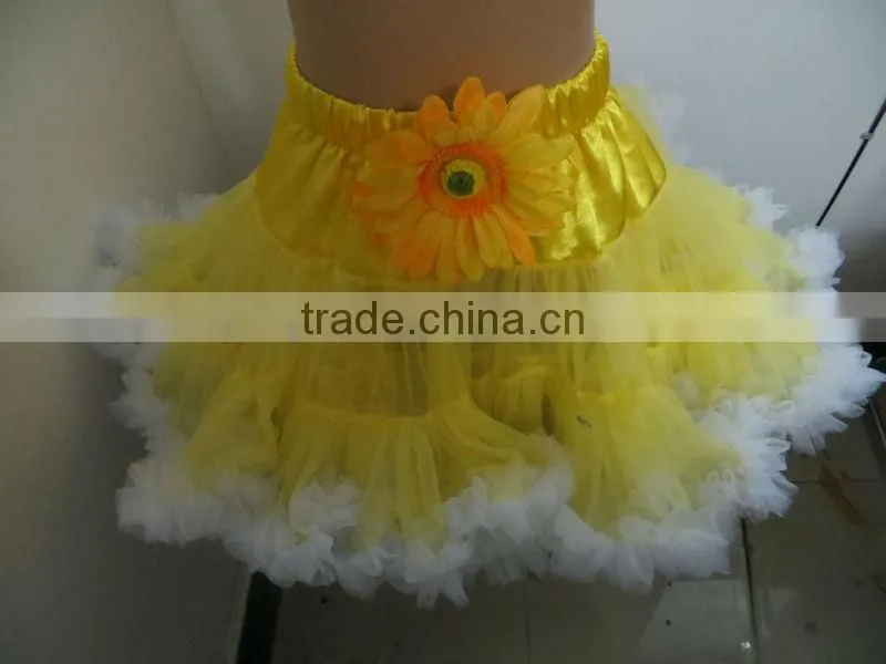 Factory direct wholesale new design chiffon pettiskirt with bow for girls