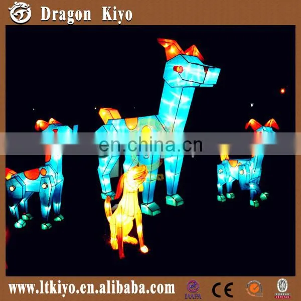 2015 Chinese Silk Arts For Cartoon robot dog and cat