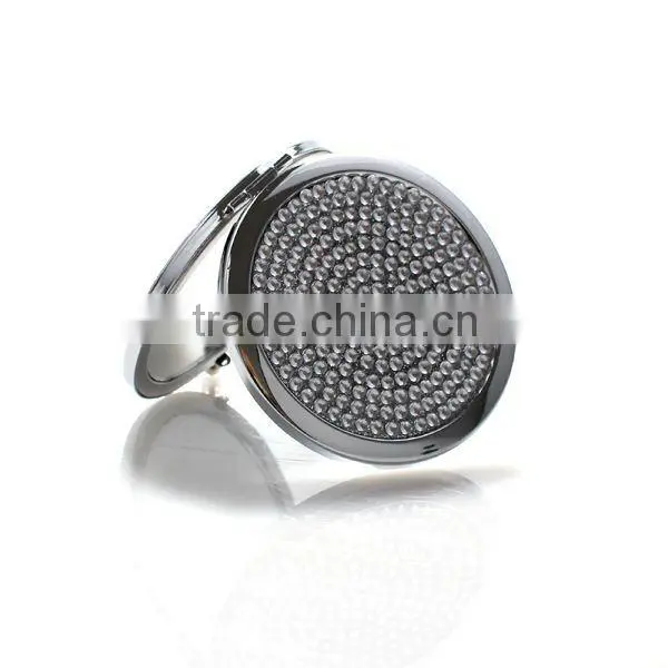Portable compact mirror