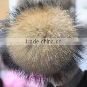 natural fur pompoms / fur bobbles / wholesale raccoon fur pom poms