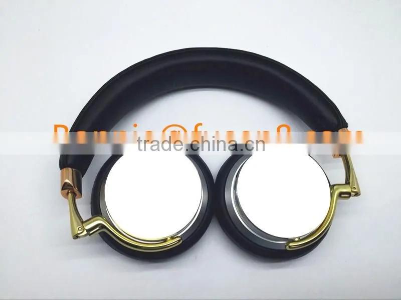 metal earphone with CE/Rohs/ISO/FCC