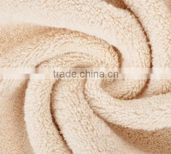 Fashion comfortable 100% cotton bath towels beach towel ,gift towel