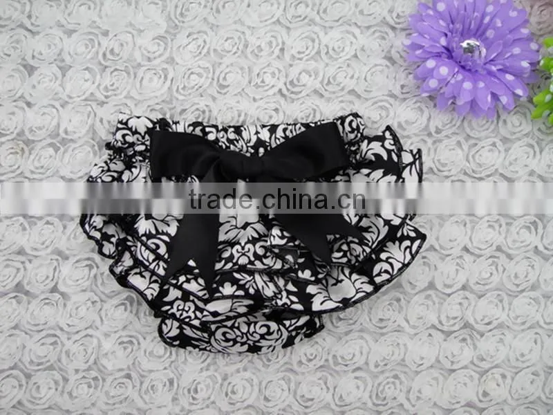 Wholesale excellent fashion children in underwear pictures Baby christmas bloomers pink school girl skirt 2016