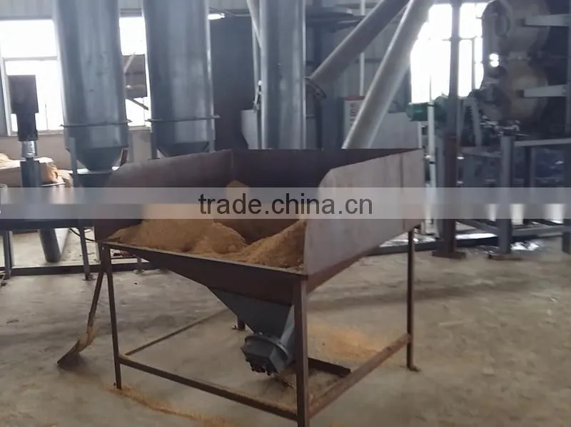 Rotary carbonization furnace for biochar and hardwood sawdust